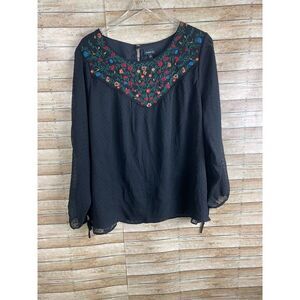Torrid Embroidered Long Sleeve Blouse Sz 0
